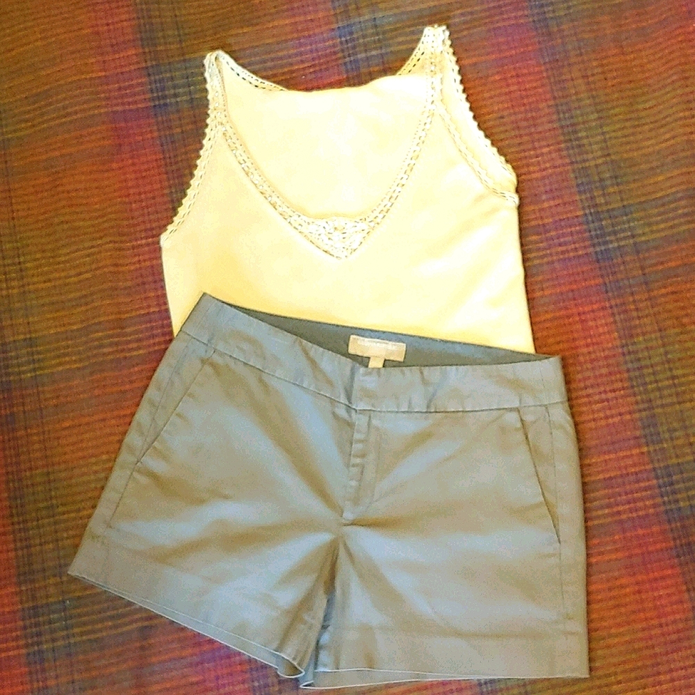 Banana Republic Shorts - Picture 1 of 3